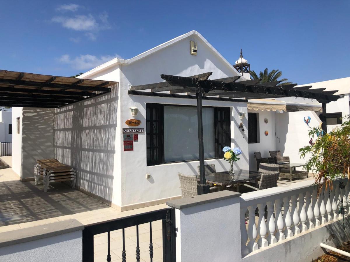 Villa 2 Bedroom Front Line Puerto Del Carmen Tias
