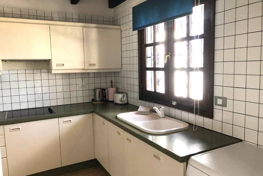2 Bedroom Front Line Puerto Del Carmen * Tias