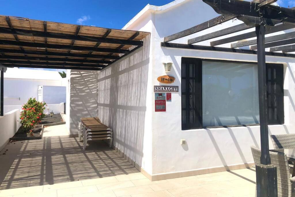Villa 2 Bedroom Front Line Puerto Del Carmen *