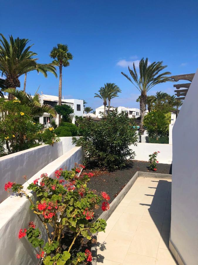 2 Bedroom Front Line Puerto Del Carmen Villa *