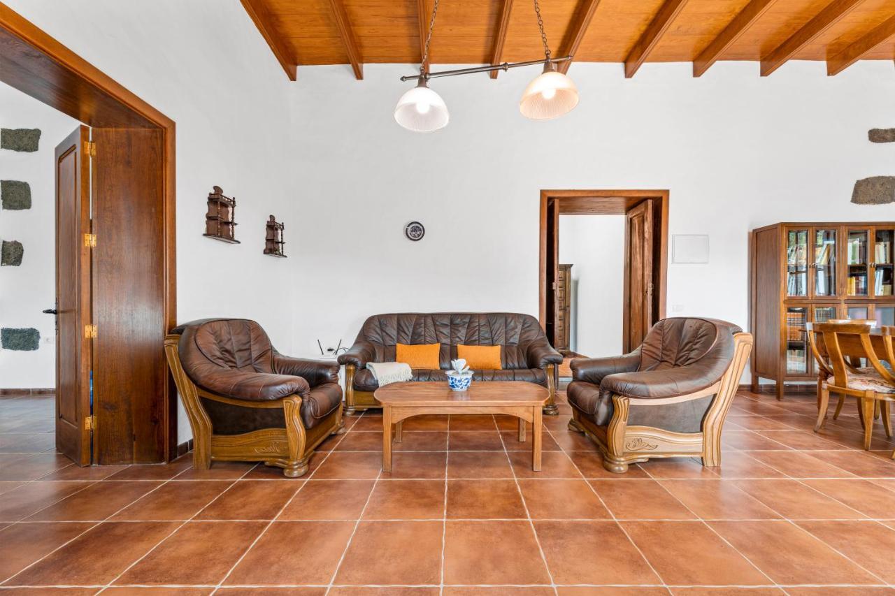 Petit La Geria Lanzarote Tias
