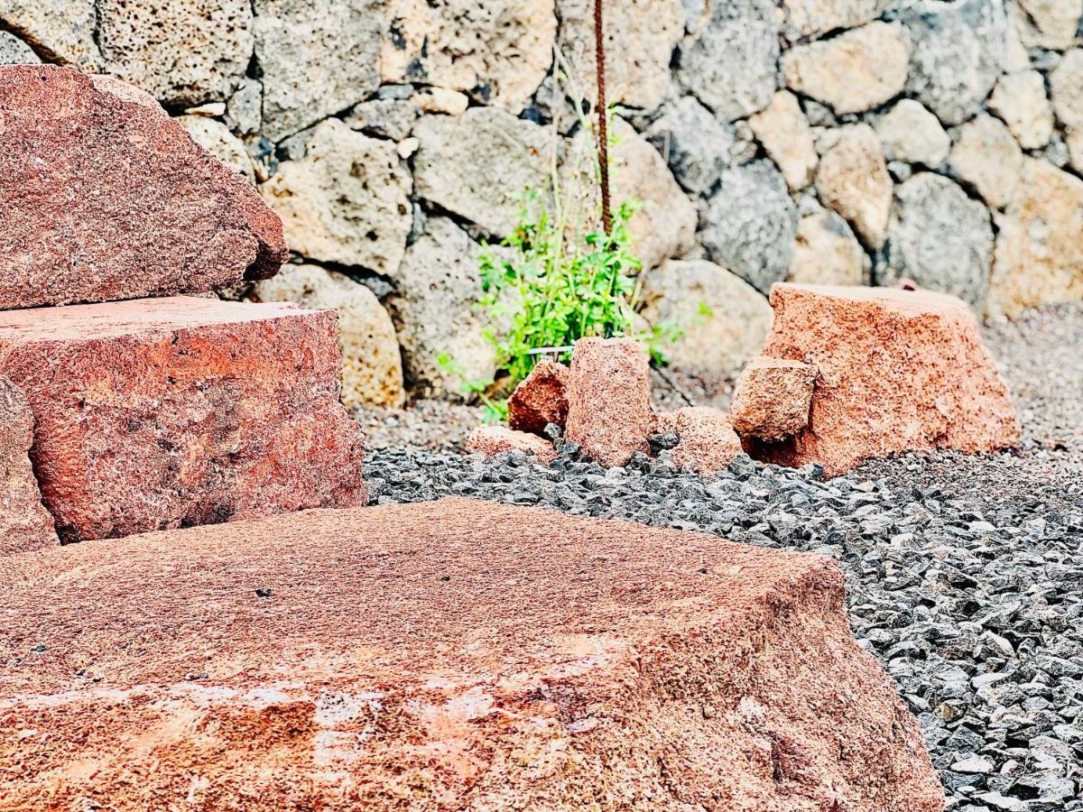 Canaryislandshost L The Sky * Tinajo