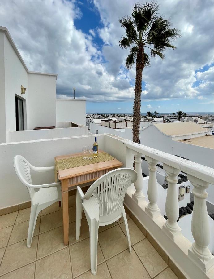 Cozy And Sunny Over The Rooftops * Puerto del Carmen (Lanzarote)