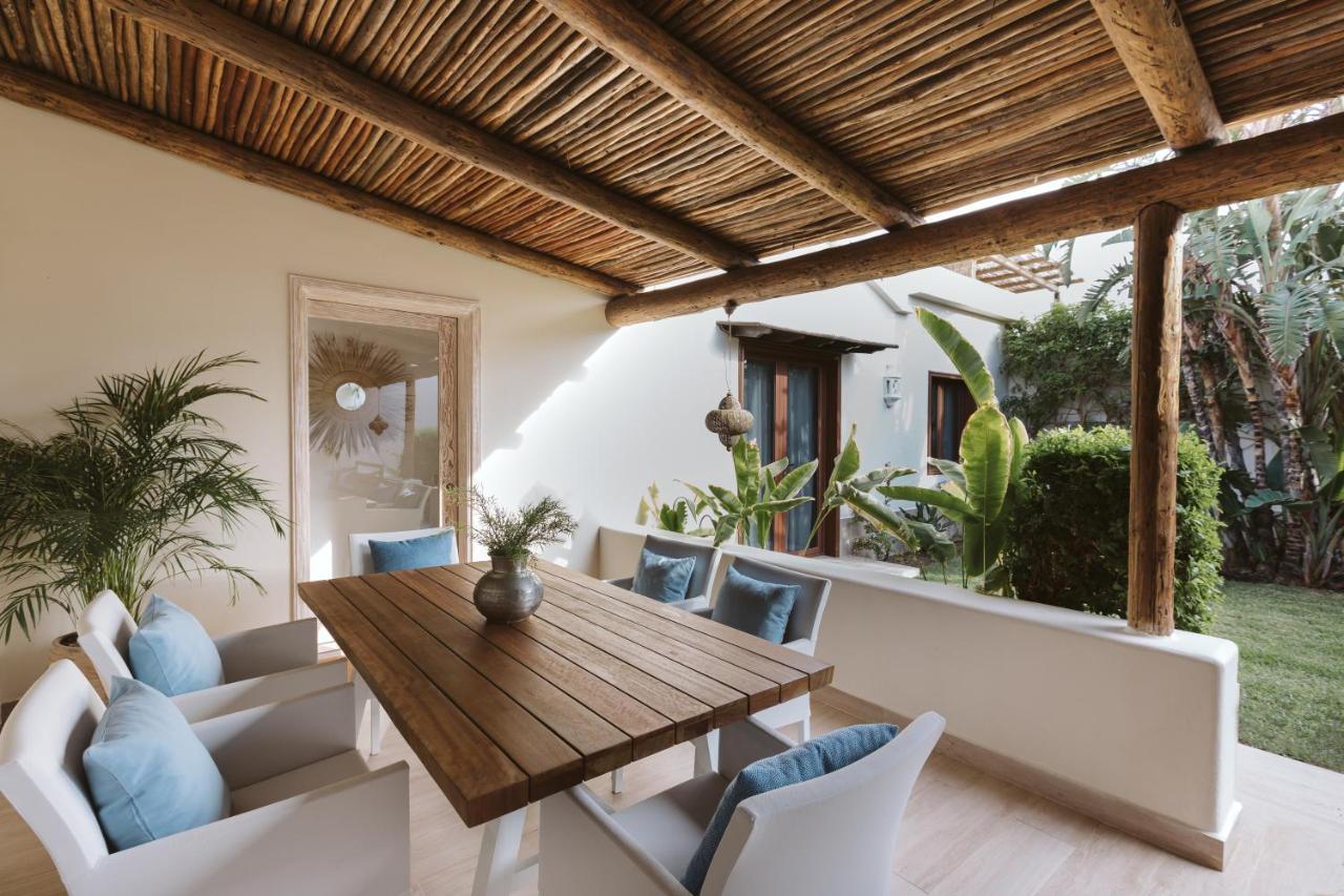 Villa Lily