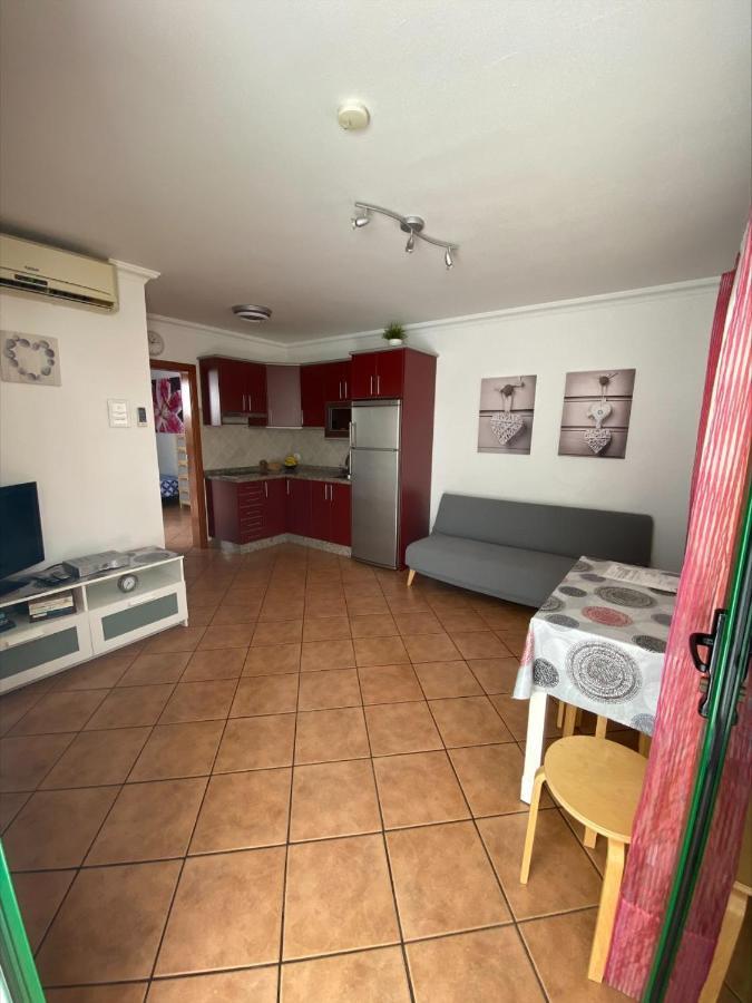 Apartamento Con Piscina En Pto Del Carmen *