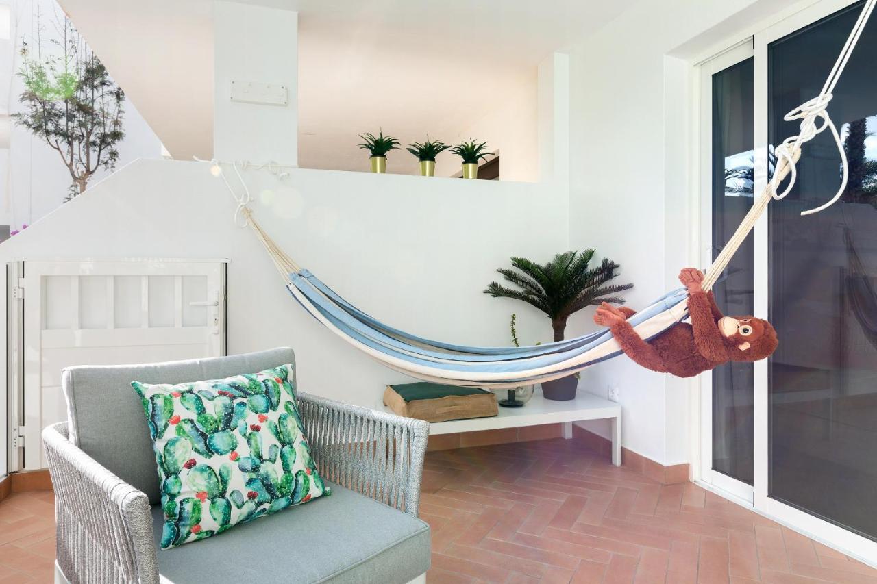 The Monkey House - A Jungle Of Comfort * Costa Teguise