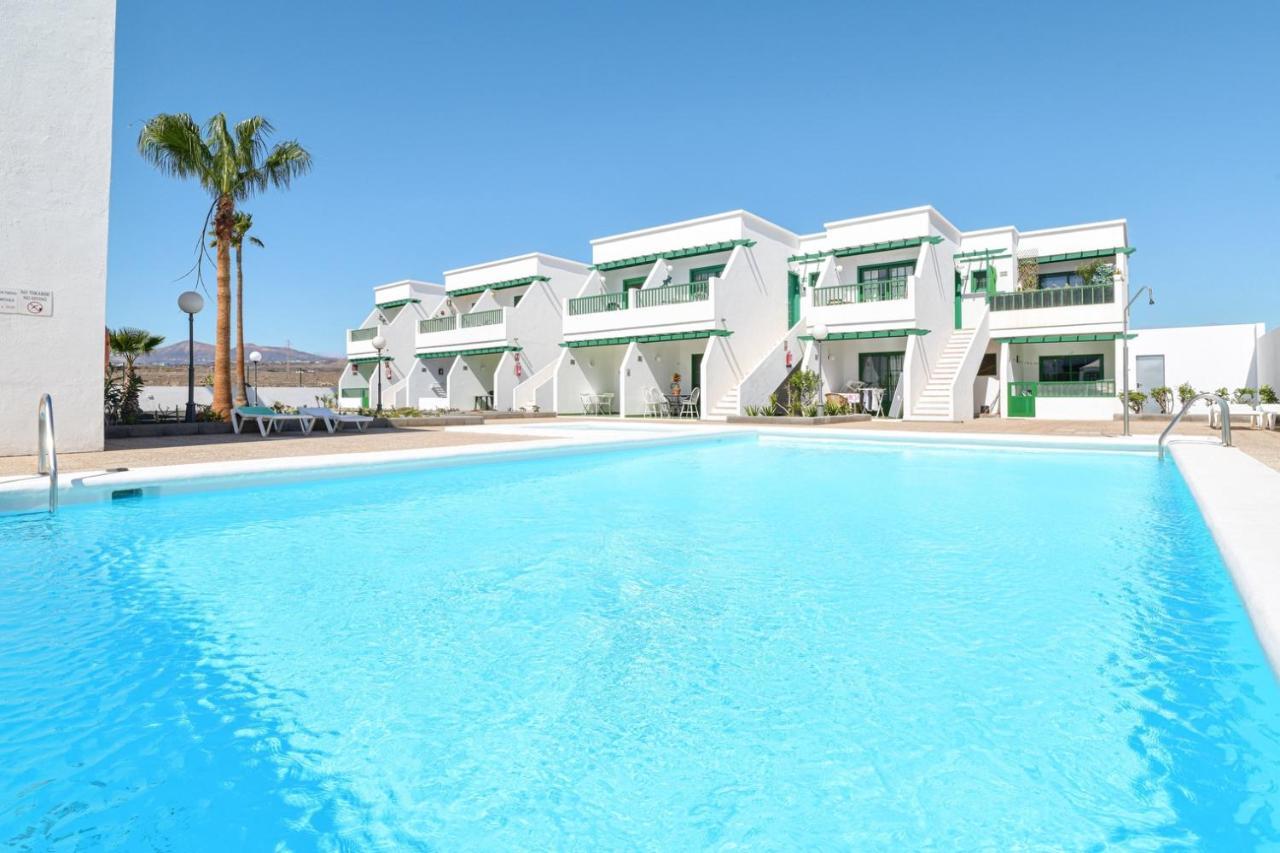 Apartamento Mimosas. Bajo Con Wifi. Piscinas Comunitarias Tías