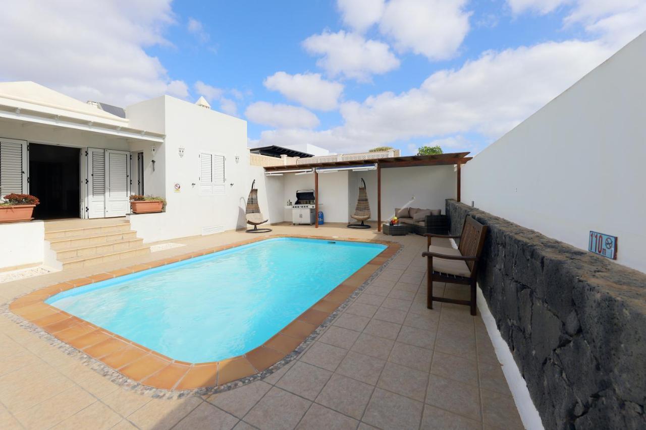Joanne - 4 Bedroom - Wifi And Air Conditioning - Perfect For Families Villa Puerto del Carmen (Lanzarote)