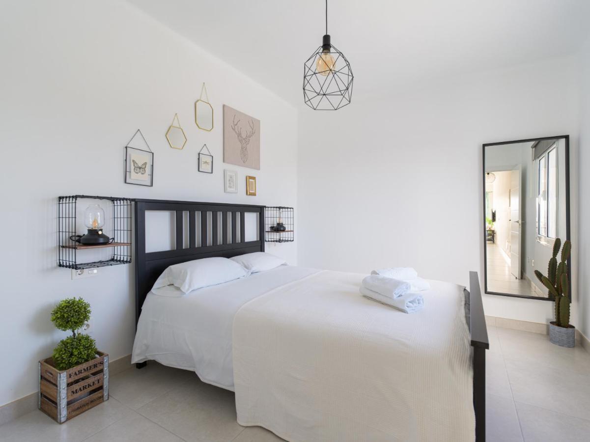 Homeforguest Sunset Senator With Pool And Terrace In Apartamento Costa Teguise