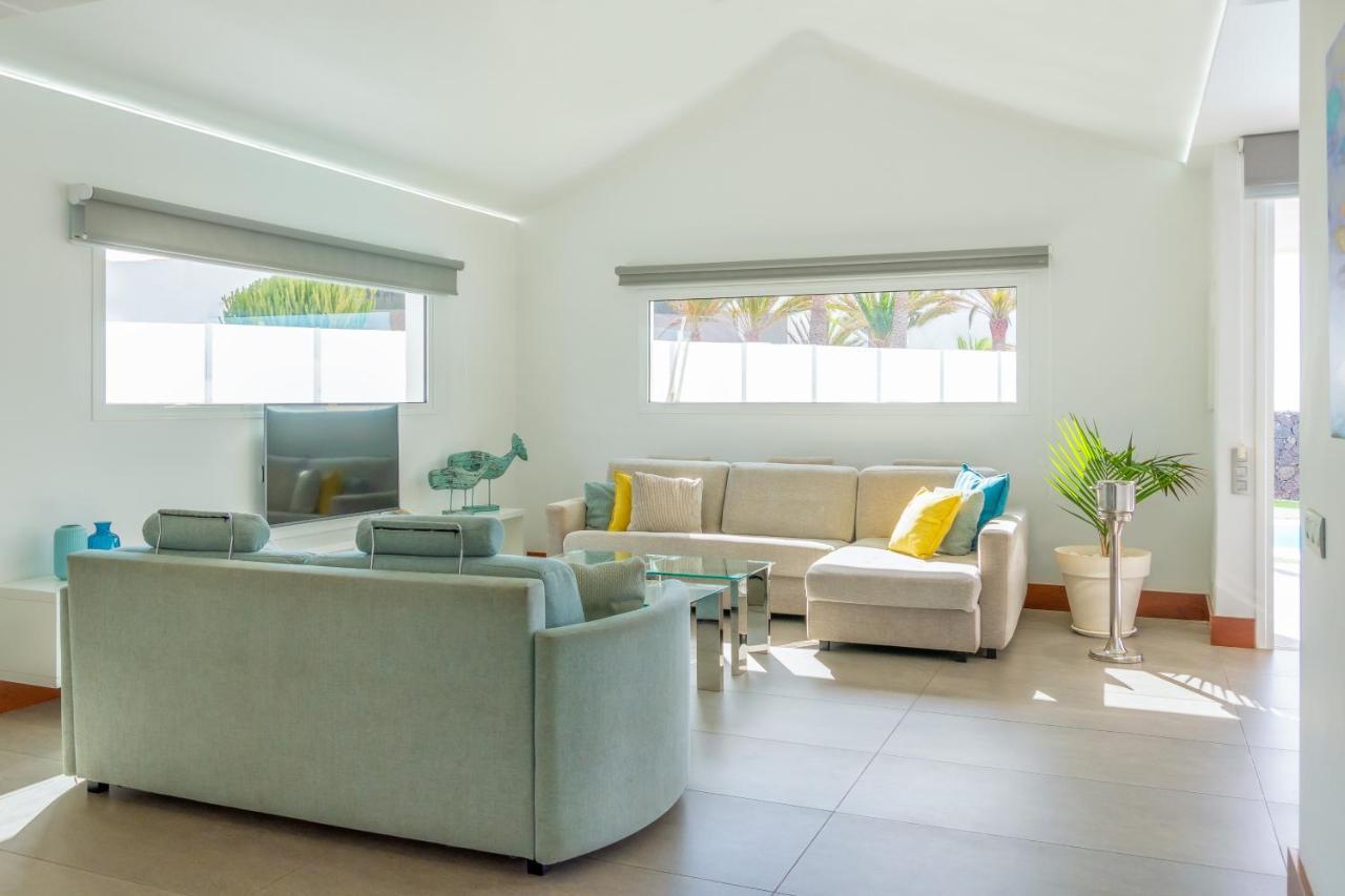 Hyde Park Lane Villa *