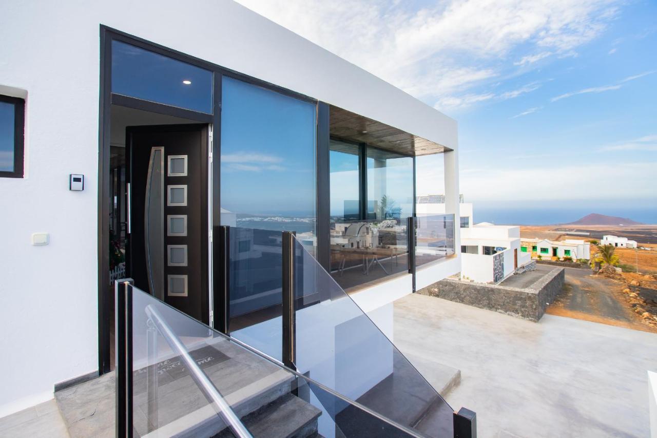 Eslanzarote Tony, Heated Pool, Jacuzzi * La Costa