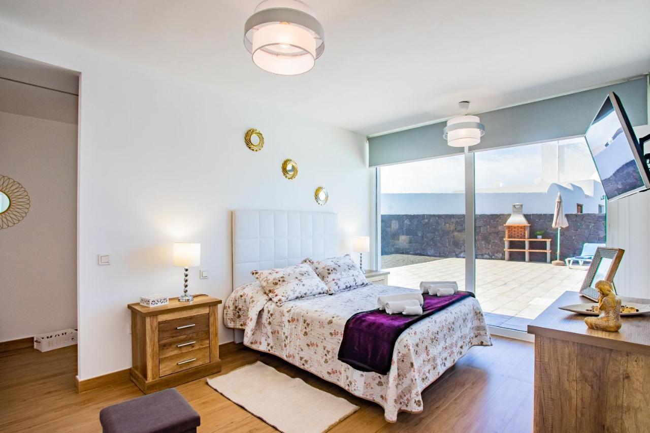 Villa Eslanzarote Tony, Heated Pool, Jacuzzi