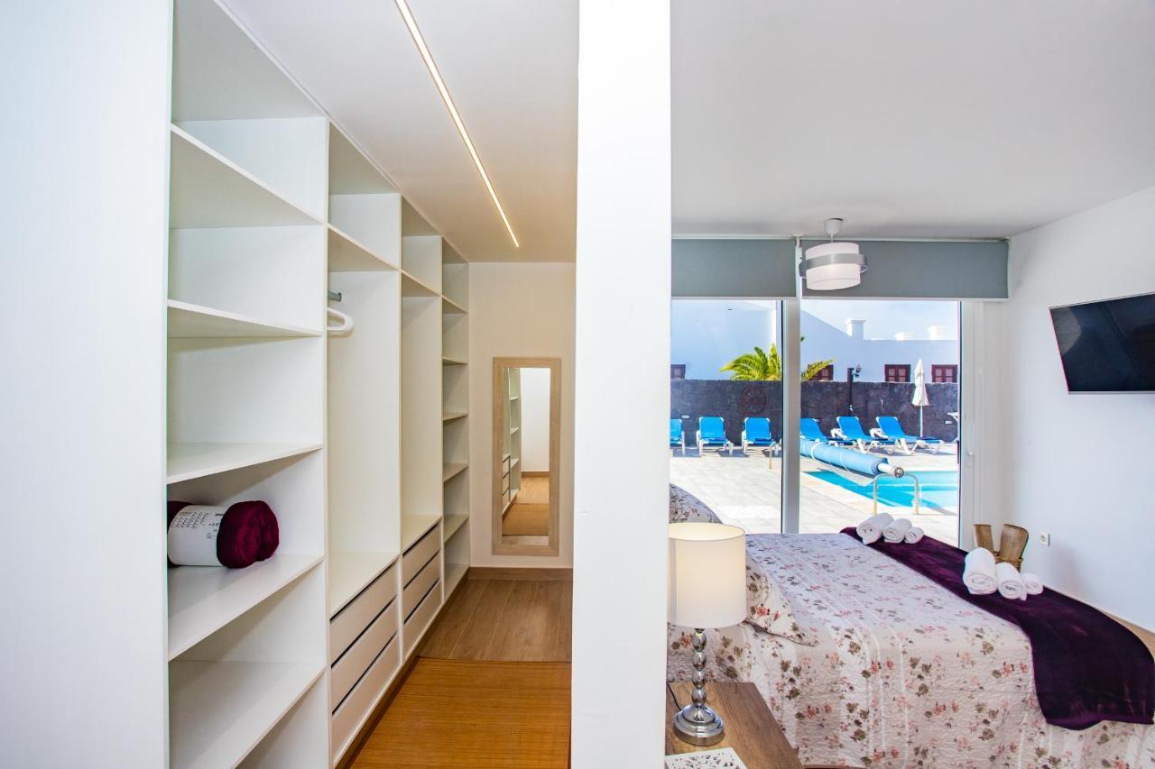 Villa Eslanzarote Tony, Heated Pool, Jacuzzi La Costa