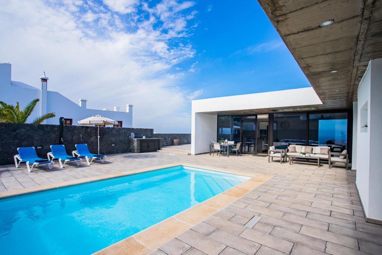 Eslanzarote Tony, Heated Pool, Jacuzzi * La Costa
