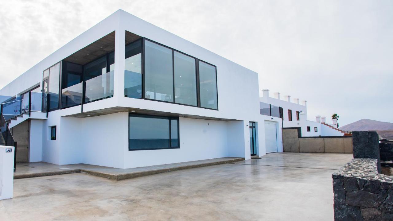 Eslanzarote Tony, Heated Pool, Jacuzzi * La Costa