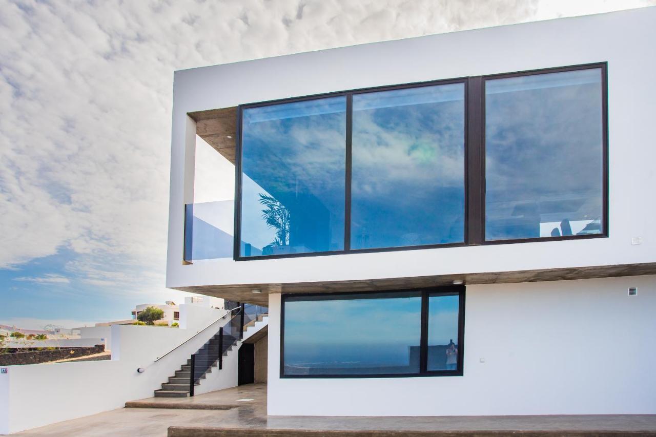 Eslanzarote Tony, Heated Pool, Jacuzzi Villa La Costa