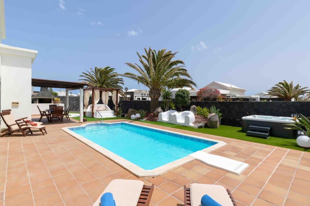 Villa Rosa Playa Blanca *