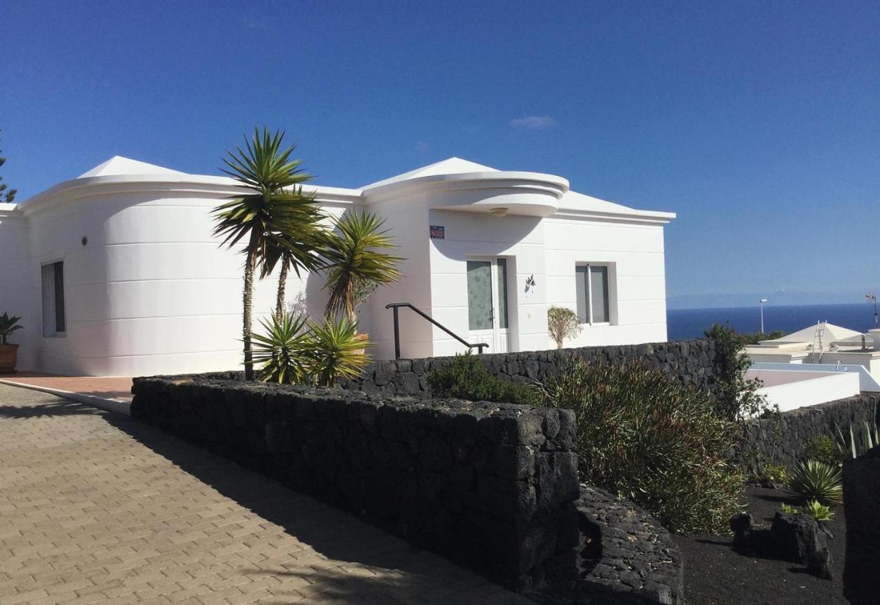 Casa Mcelroy * Tias