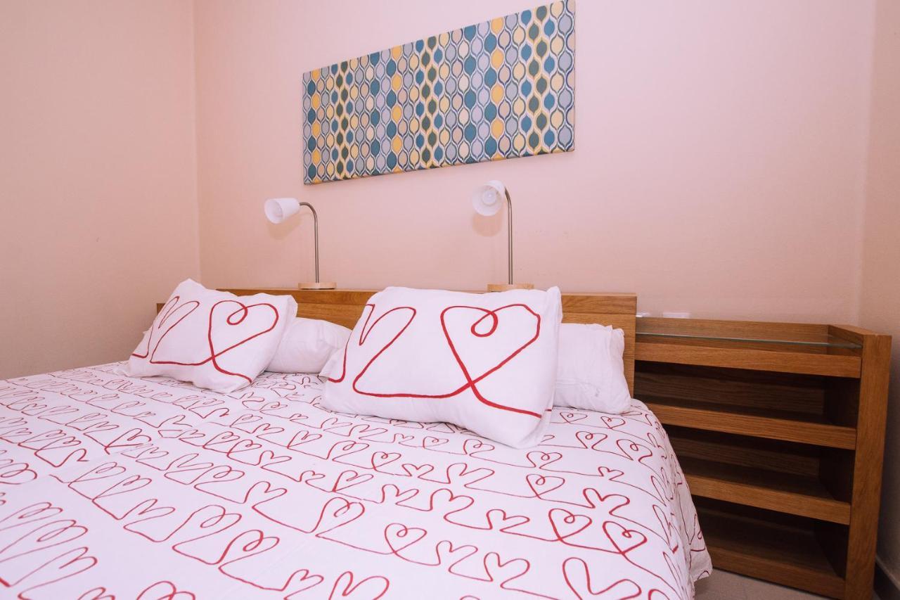 Flatguest Tabaibas