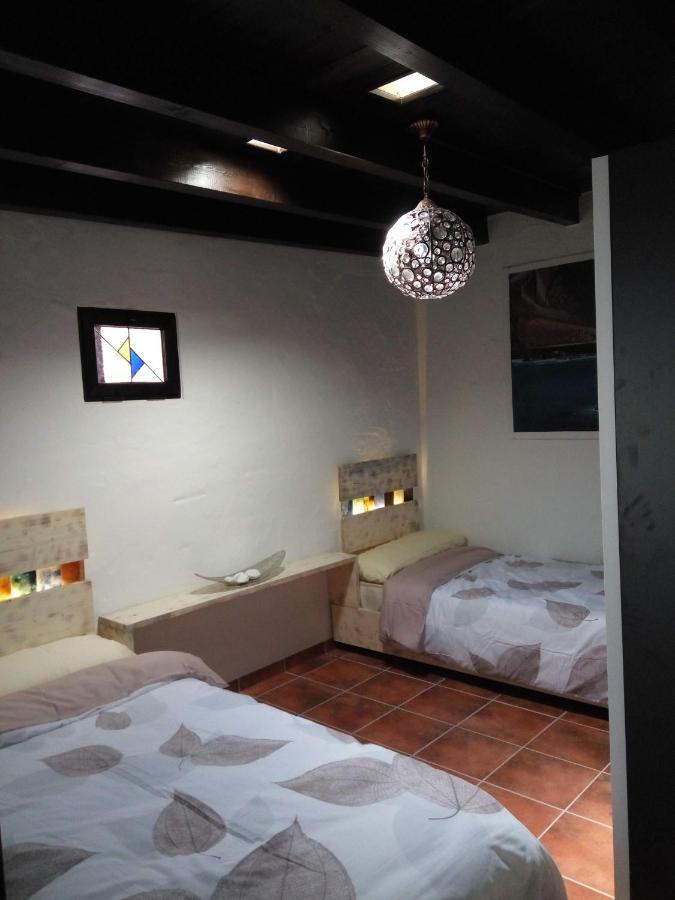 Aloelux !! - Private With Pool , Jacuzzi, Cinema, Massage ,wonderful View, Art Desing *