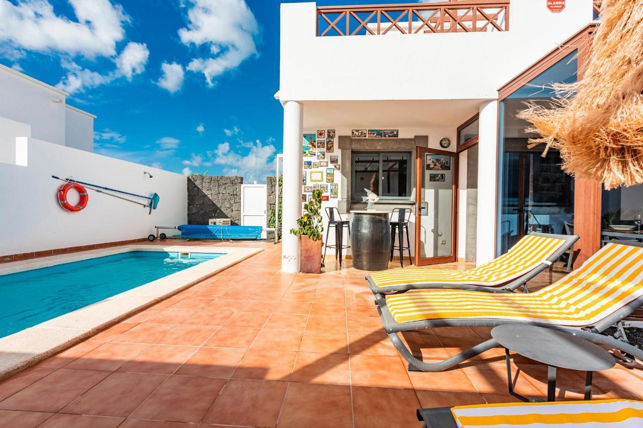Ernesto Villa Playa Blanca (Lanzarote)
