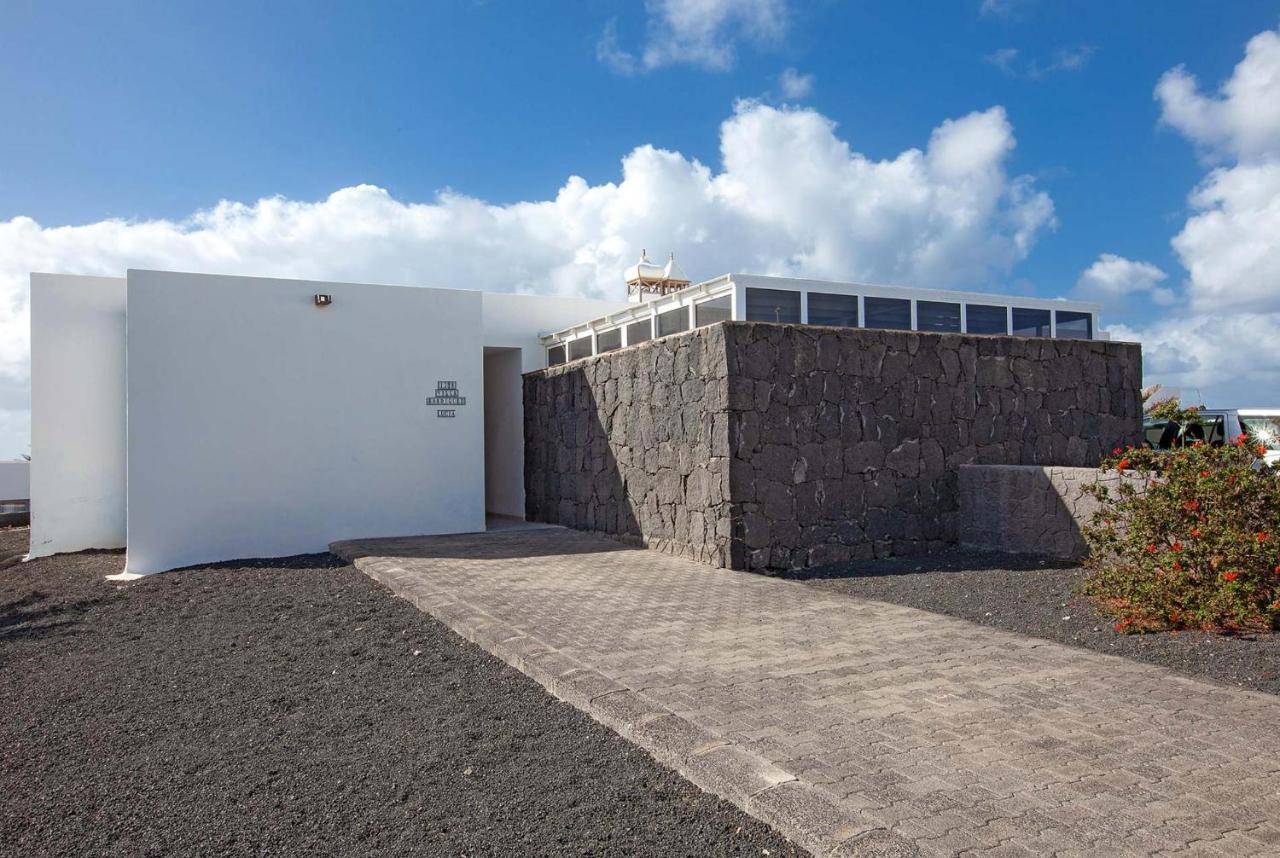 Lucia Playa Blanca (Lanzarote)