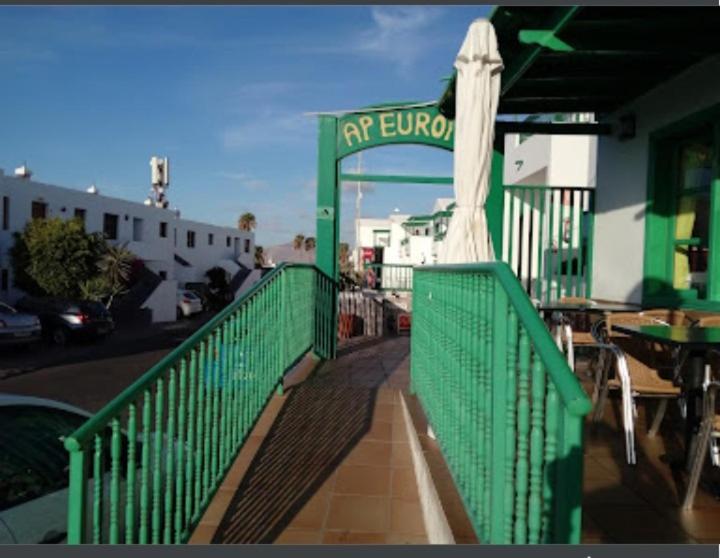 Apartment Beautiful Spacious 1-bed With Aircon Puerto del Carmen (Lanzarote)
