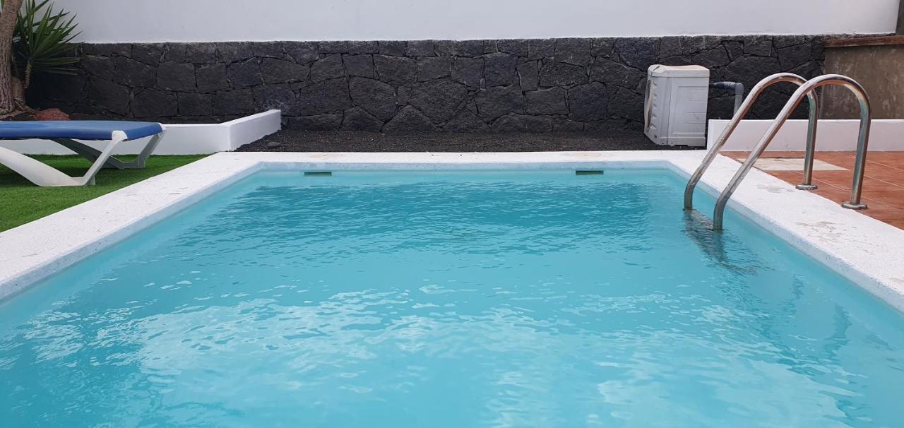 Super Detached Private Near The Beach- Heated Pool-wifi-uk Tv Villa