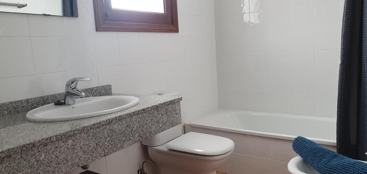 Villa Super Detached Private Near The Beach- Heated Pool-wifi-uk Tv