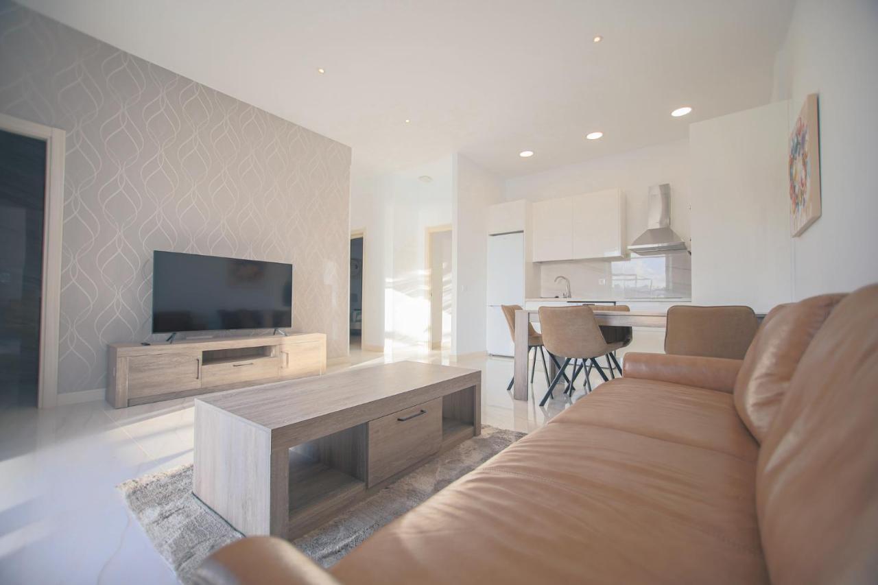 Atlantico Plaza 1a - 3 Beds - 2 Baths Apartamento
