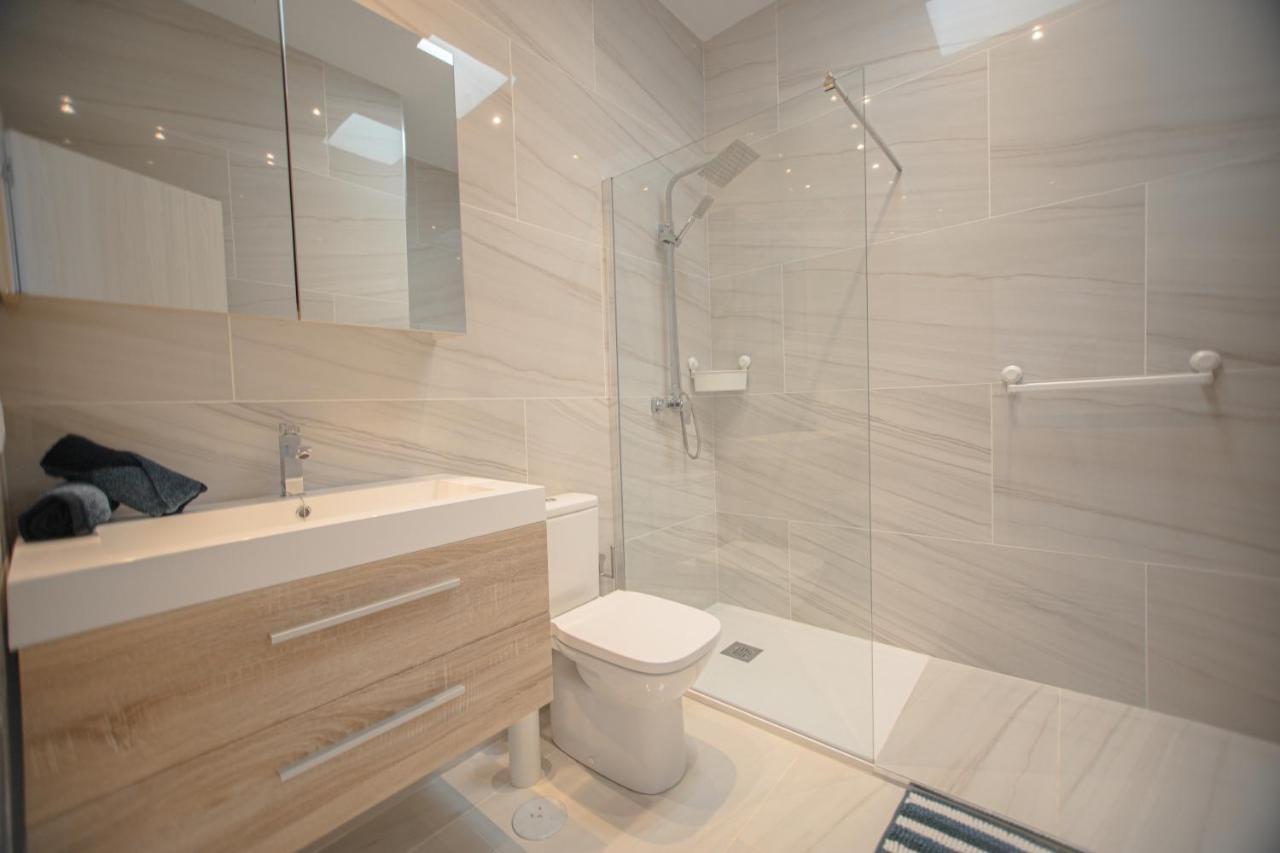Atlantico Plaza 6a - 2 Beds - 2 Baths *
