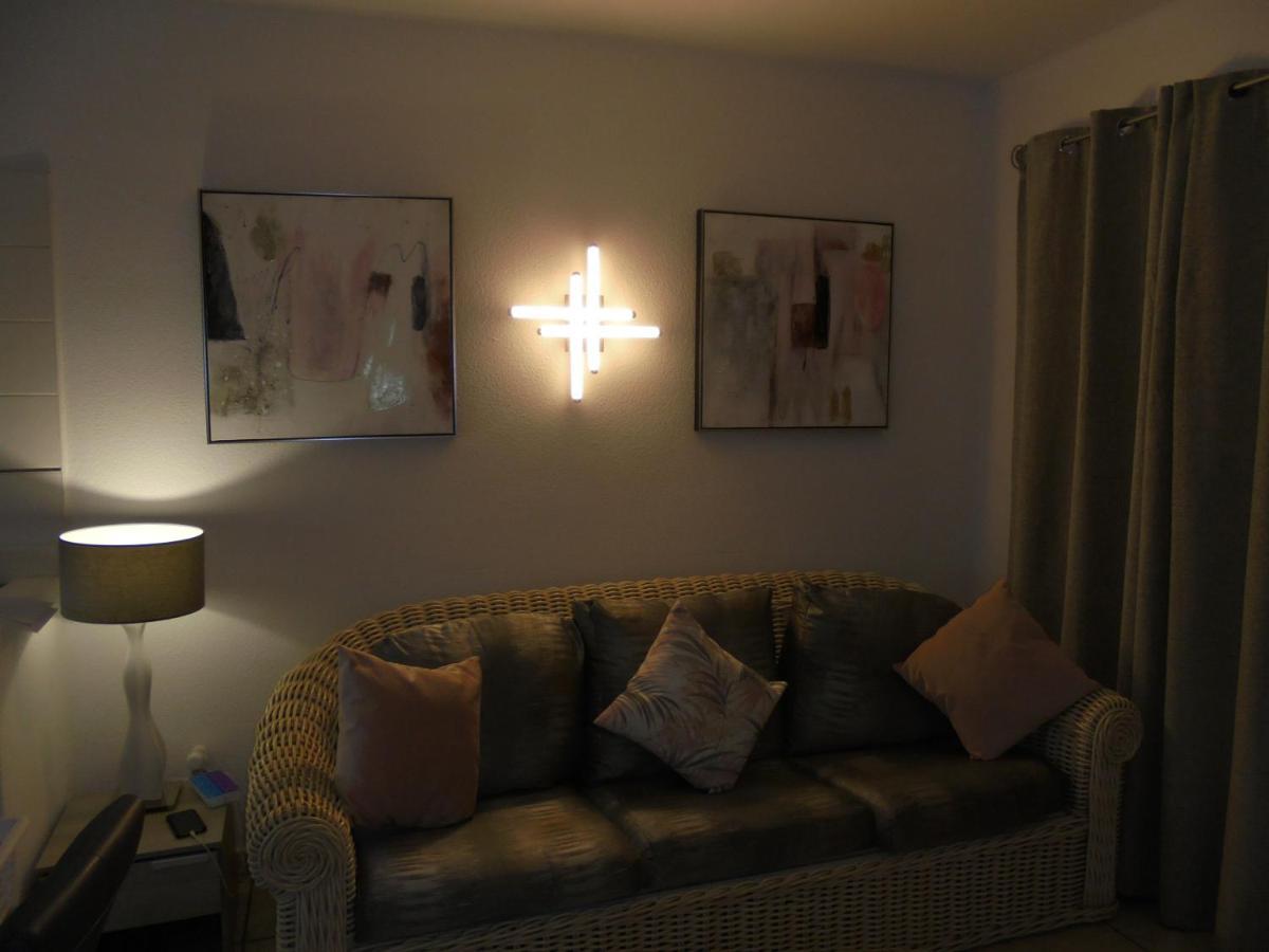 70 Las Brisas Apartamento