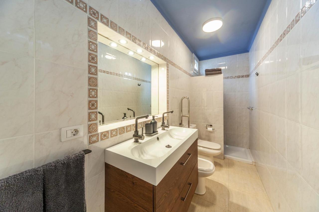 Luxury Sea Front Iv Apartment Playa Honda (Lanzarote)