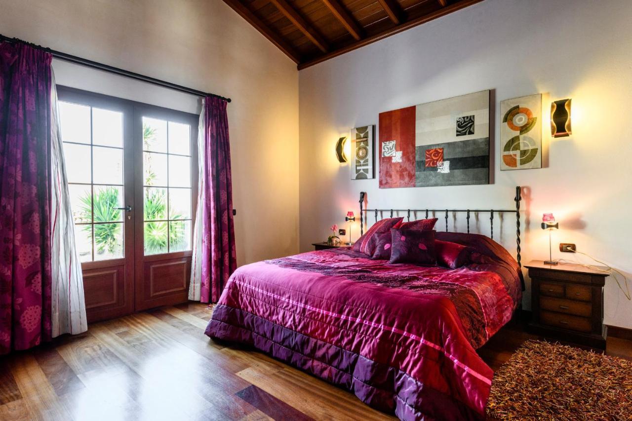 El Mojón With Private Pool In Teguise Villa