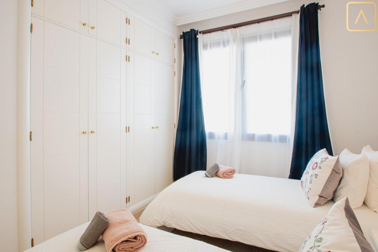 Orcades Close To Town Center Pool & A/c Villa Playa Blanca (Lanzarote)