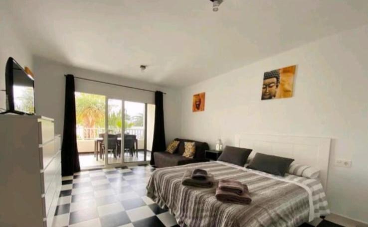 Suri Apartment *