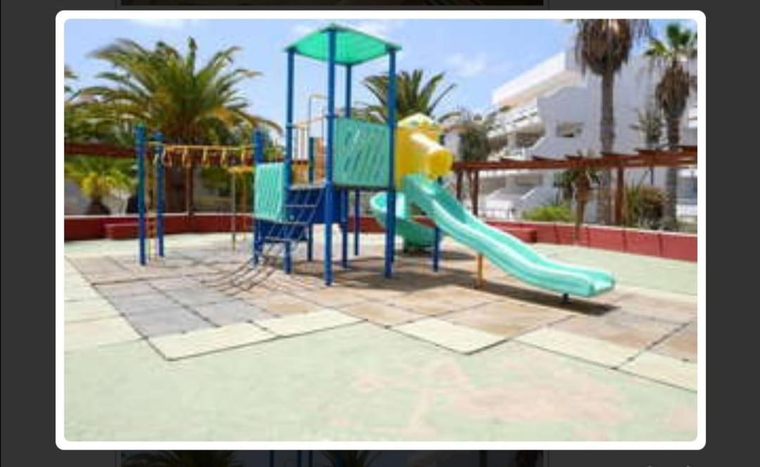 Paula * Costa Teguise