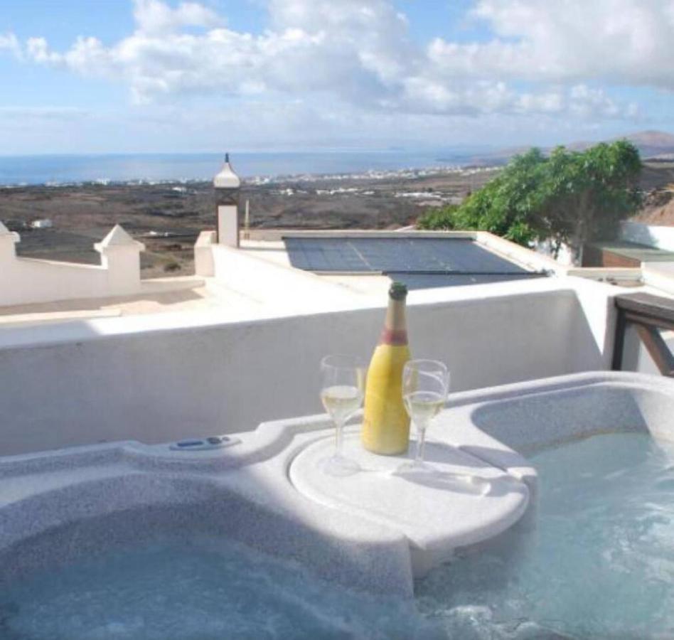 Villa Papaz - Cosy Spacious Sea View Pool *