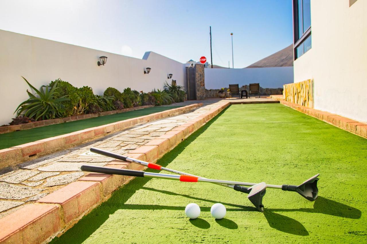 Eslanzarote Acoruma House, Super Wifi, Heated Pool Guime