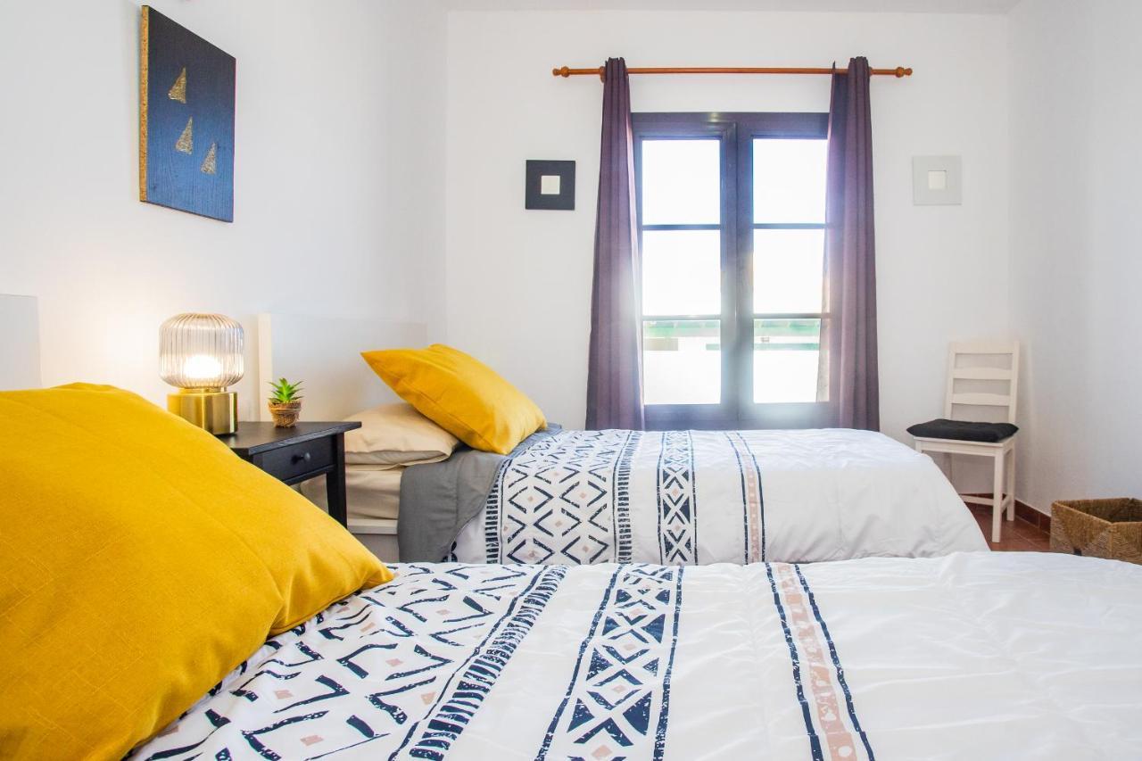 Villa Eslanzarote Acoruma House, Super Wifi, Heated Pool