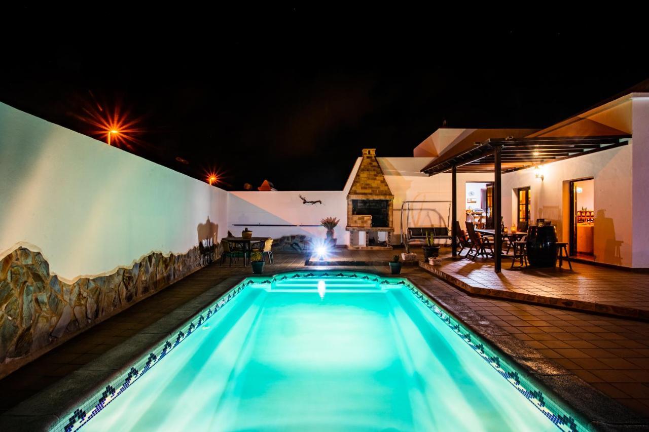 Eslanzarote Acoruma House, Super Wifi, Heated Pool *