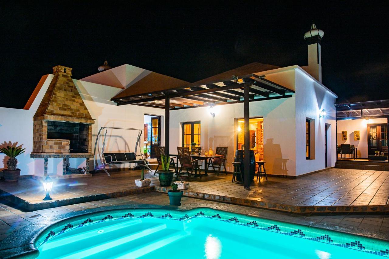 Eslanzarote Acoruma House, Super Wifi, Heated Pool *