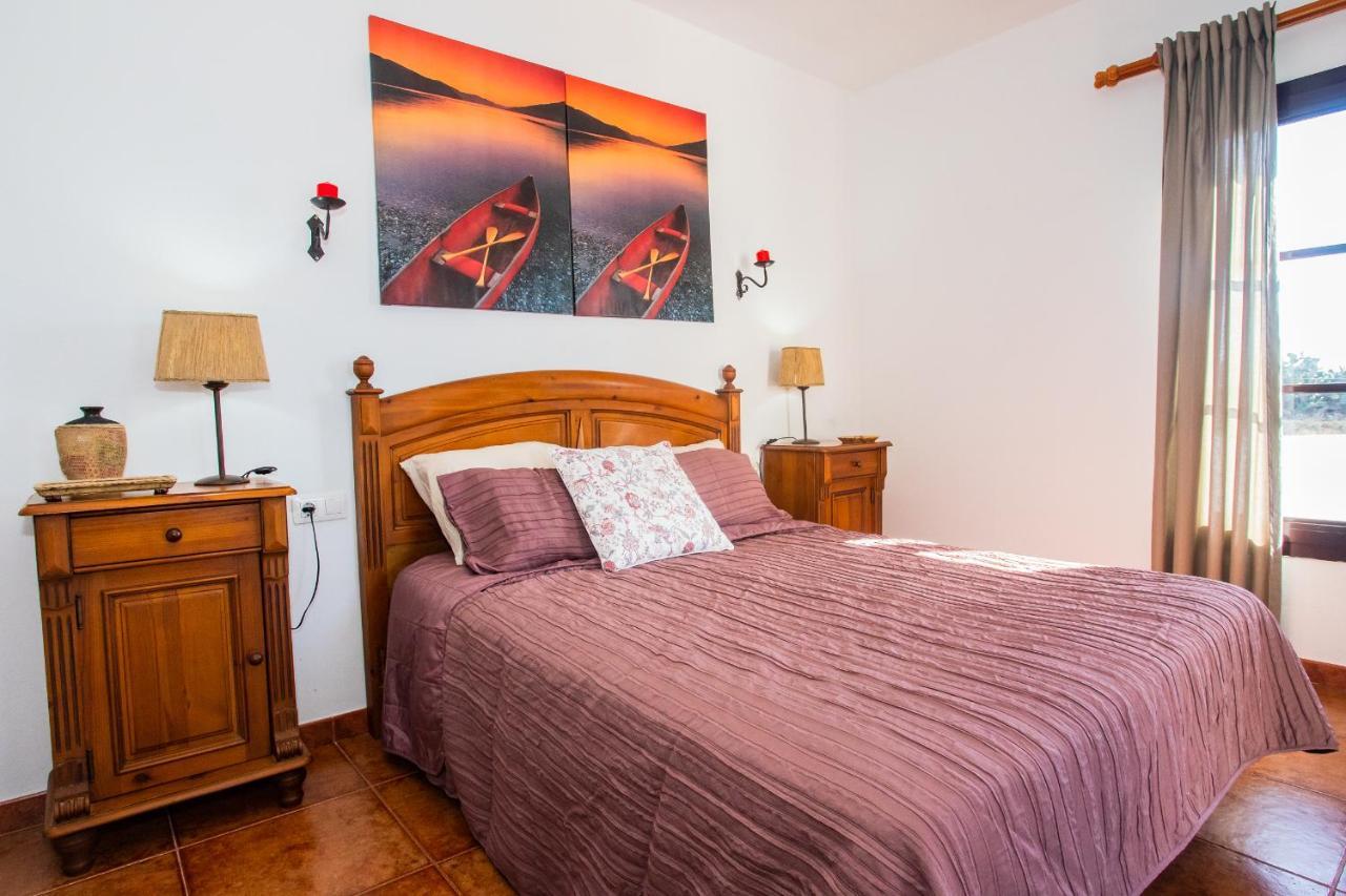 Villa Eslanzarote Acoruma House, Super Wifi, Heated Pool *