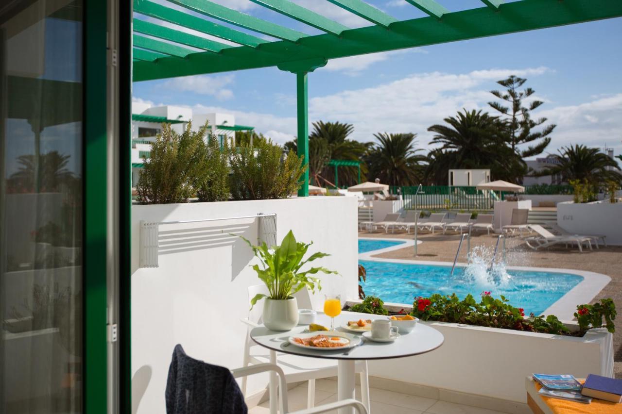 Nazaret Aparthotel 4*