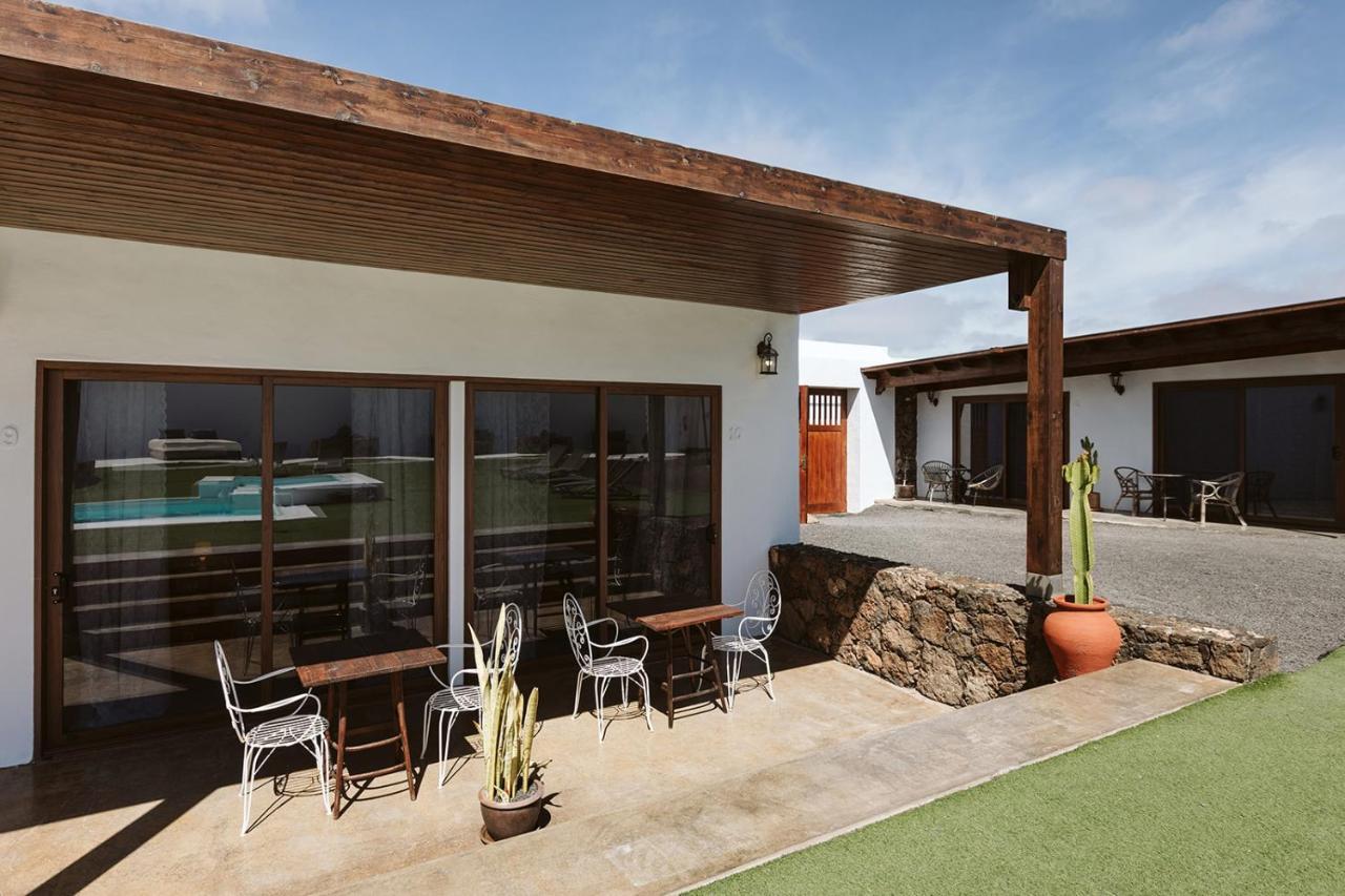 Hotelito Rural Flor De Timanfaya Country house *