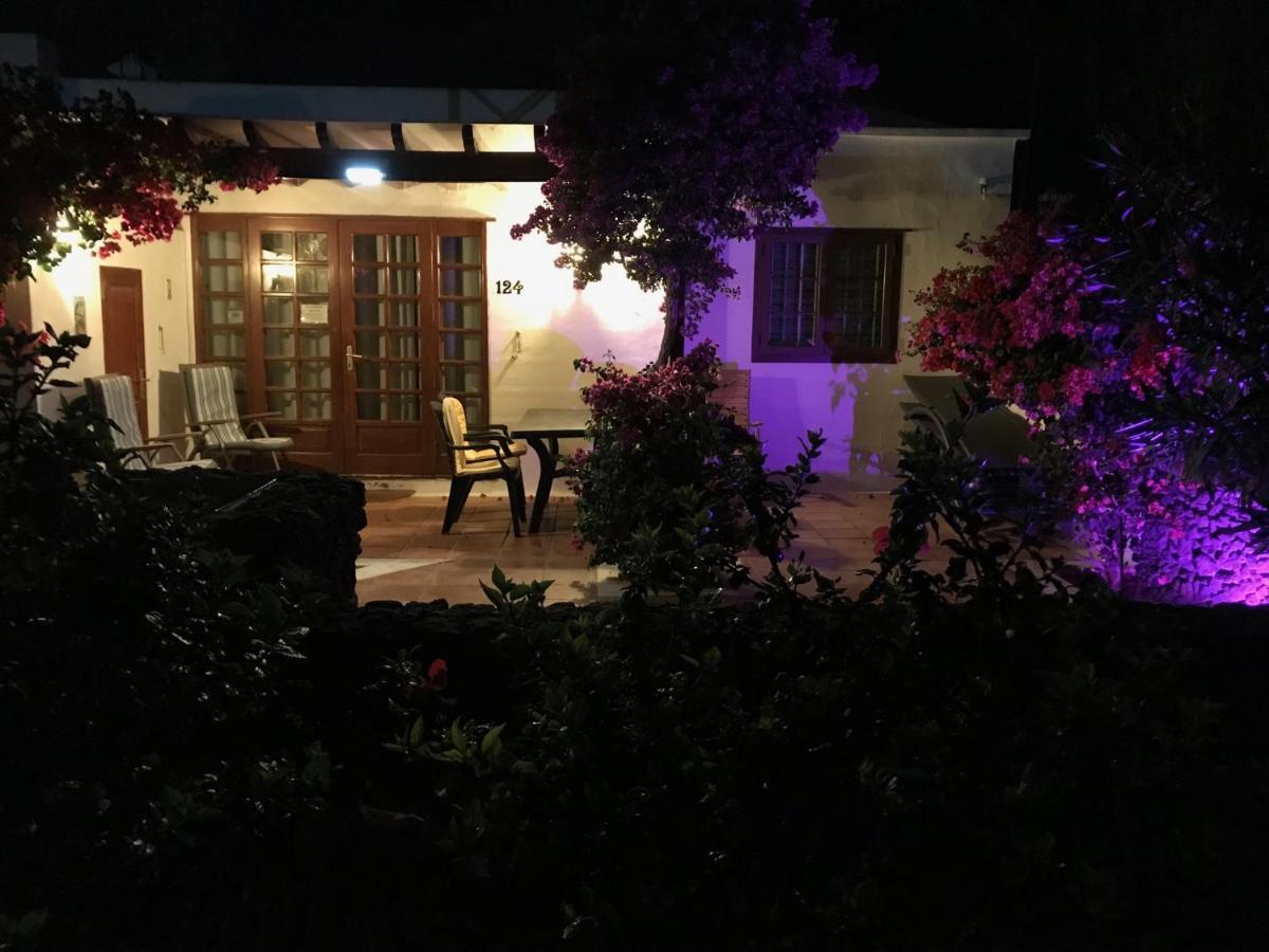 Deluxe 2 Bedroom On Brisas Complex With Large Heated Pool, Close To Villa Playa Blanca (Lanzarote)