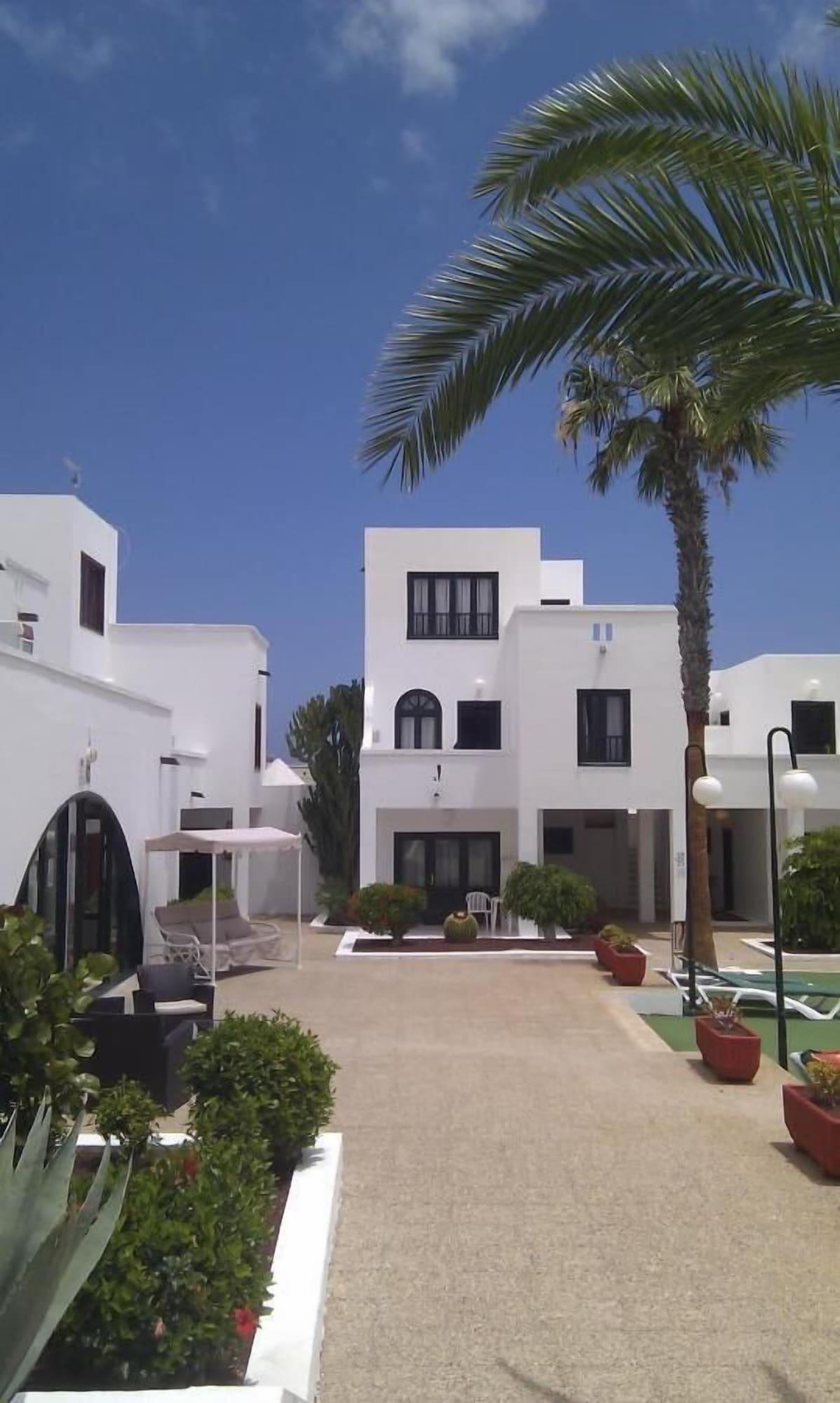 Sol Hotel 3*