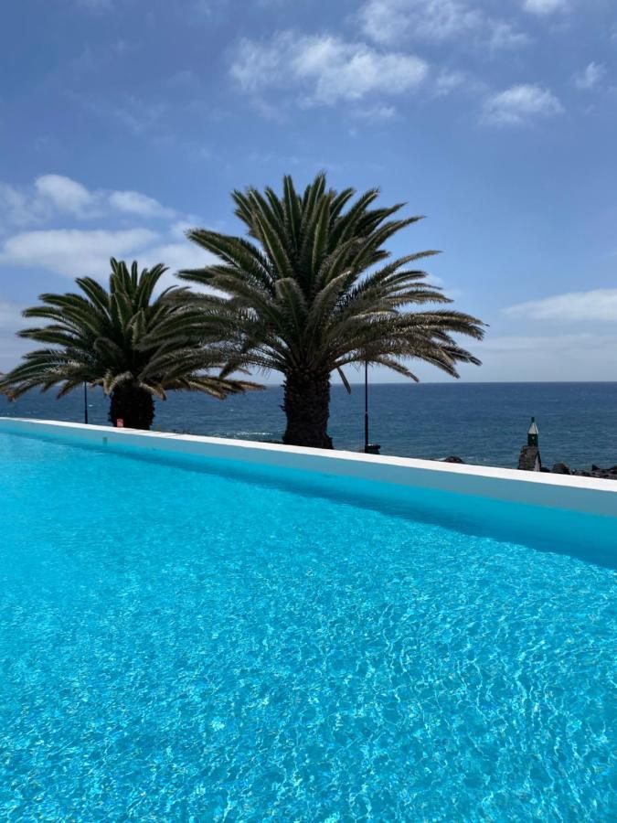 Sol Eterno - Luxury Aparmtent With Direct Oceanview And Extra Services Apartment *