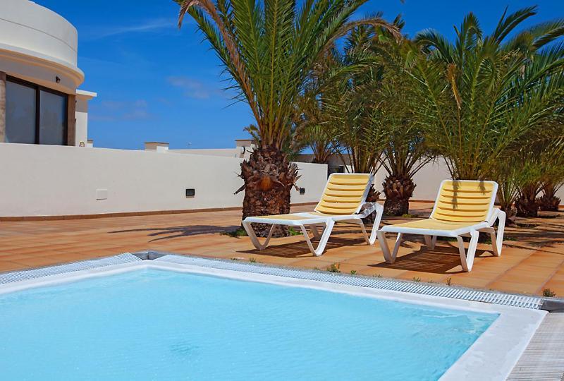 Riviera Park 2b - 2 Bed/2 Bath - Grd Floor - Air-con - Uk/irish Tv - Wifi * Puerto del Carmen (Lanzarote)