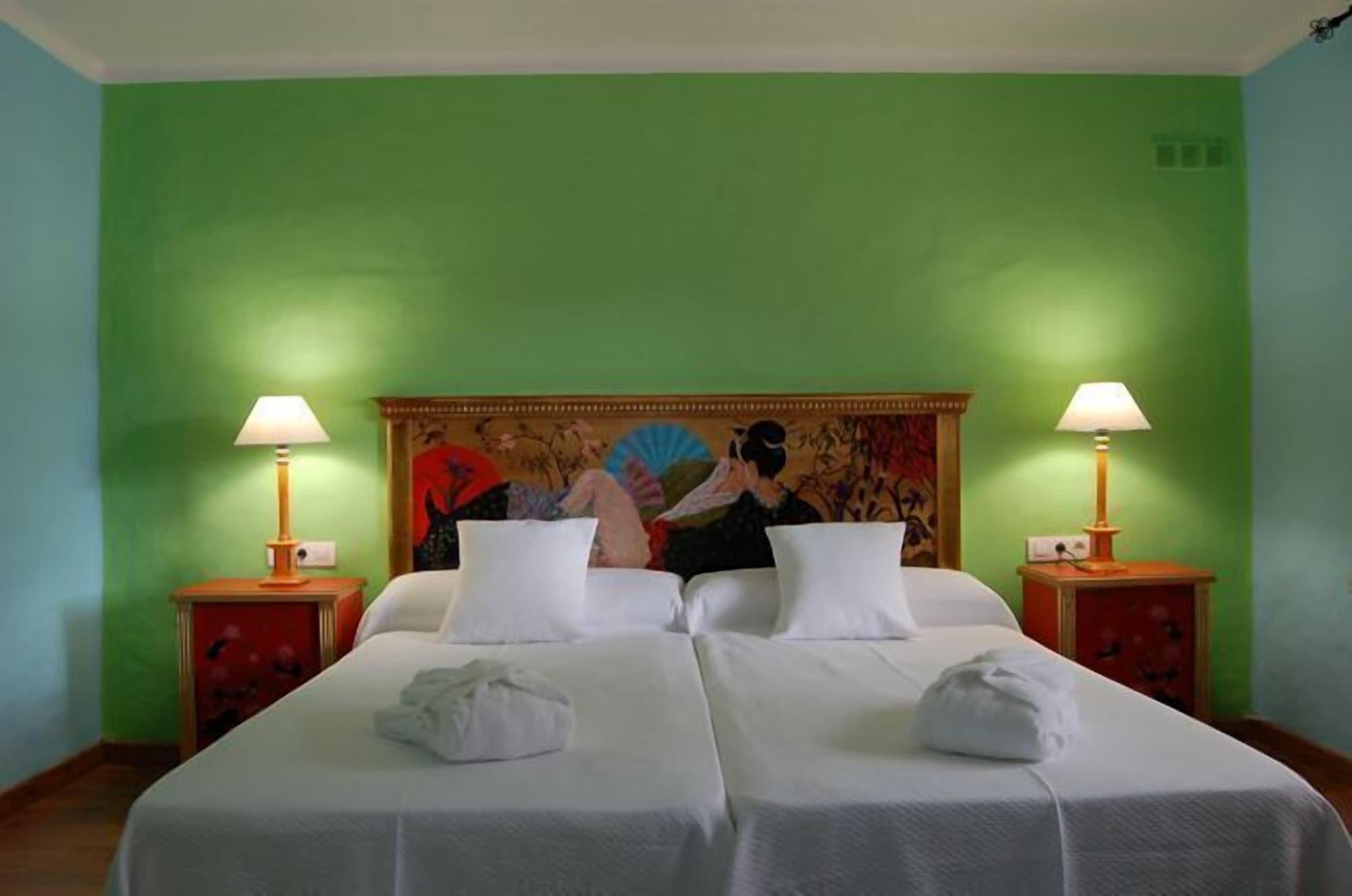 Hotel Casa De Hilario 3*